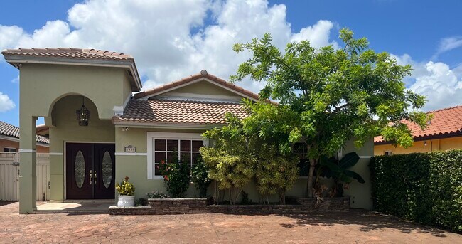 Beautiful Single Family - 8938 NW 112th Ter