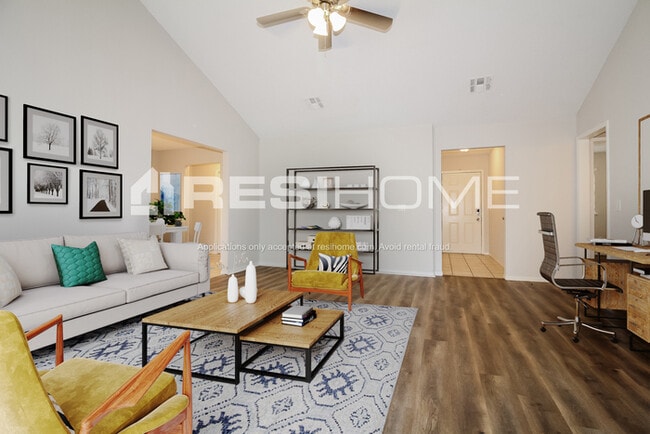 Foto del edificio - 8913 NW 80th St