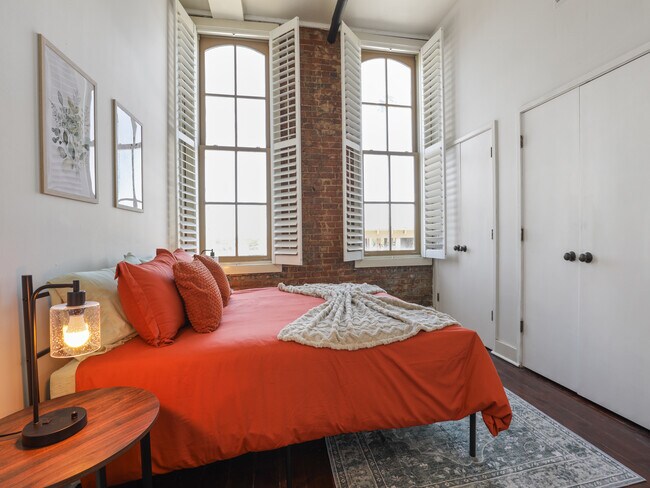 Foto del edificio - 66 S Front St