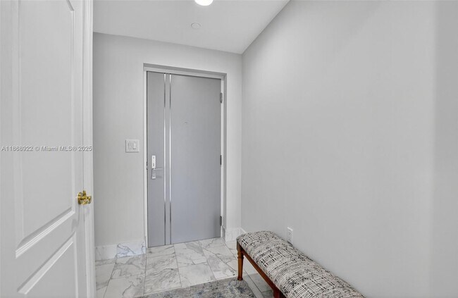 Foto del edificio - 200 E Palmetto Park Rd