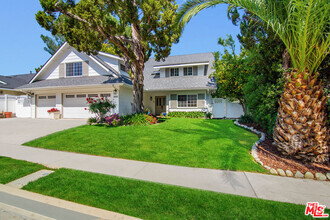 Building Photo - 5020 Dantes View Dr