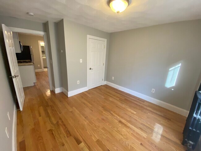 Foto del edificio - 303 Highland Ave