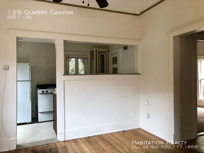 Building Photo - Charming 2 bed/1 bath in Old Bisbee!