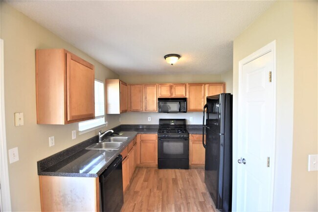 Building Photo - 4950 Bridle Point Pkwy
