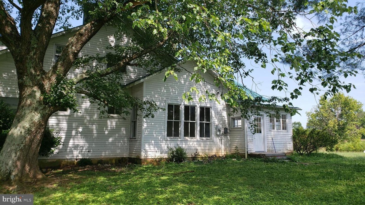 21467 Sunnynook Ln, Orange, VA 22960 House for Rent in Orange, VA