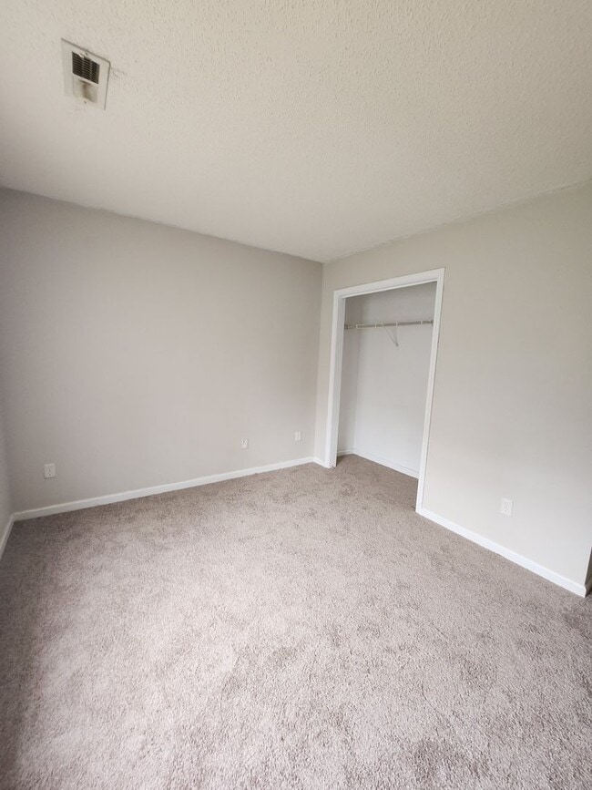 Building Photo - Ranch home in the Fairstone community