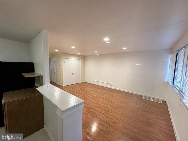 Building Photo - 3926 Stone Gate Dr