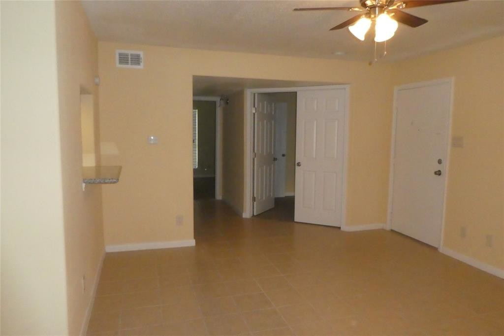 Primary Photo - 16111 Aspenglenn Dr