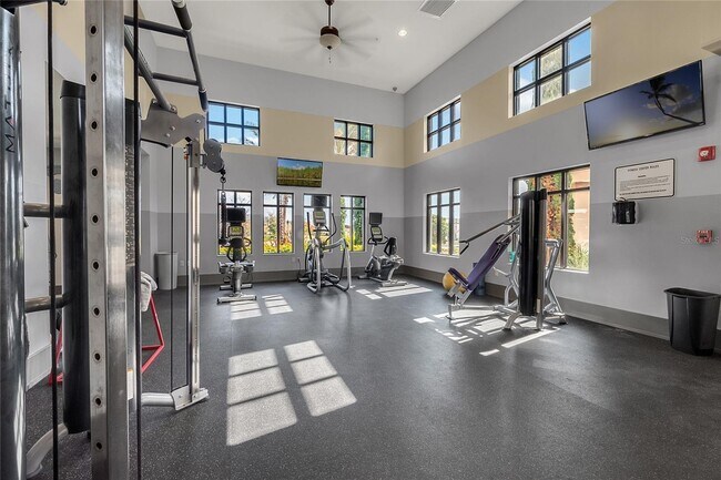 Foto del edificio - 14537 Golden Harbor Ln