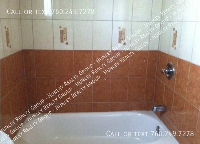 Foto del edificio - 15454 Fifth St-1