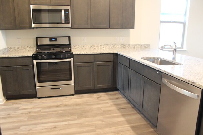Building Photo - 13709 Logan Pass Dr