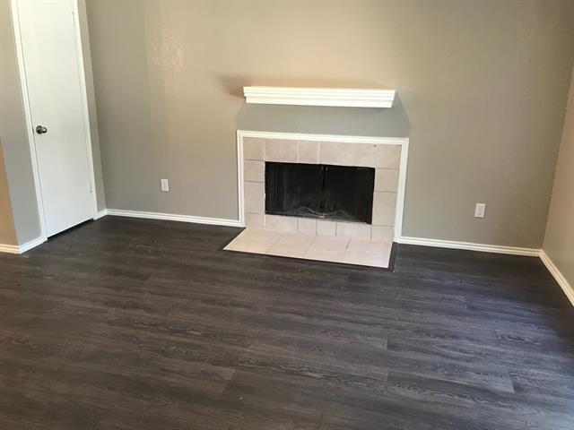 Foto del edificio - 7326 Kingswood Cir