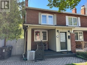 Building Photo - 145 Castlefield Ave