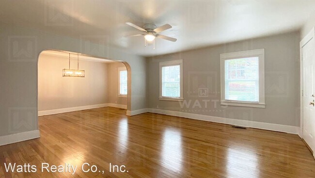 Building Photo - 1087 Columbiana Rd
