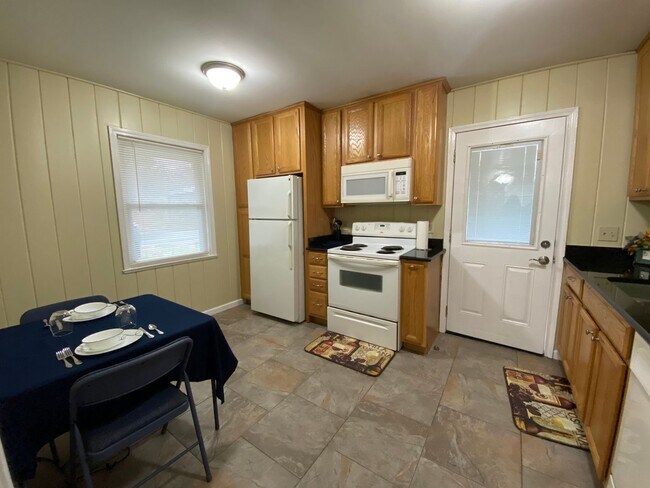 Foto del edificio - 303 Branham Ave SW