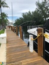 Building Photo - 6439 Bay Club Dr