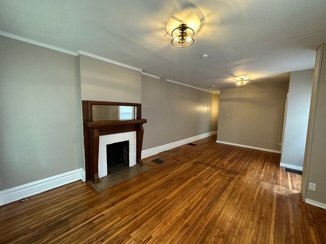 Foto del edificio - 323 E 18th Ave