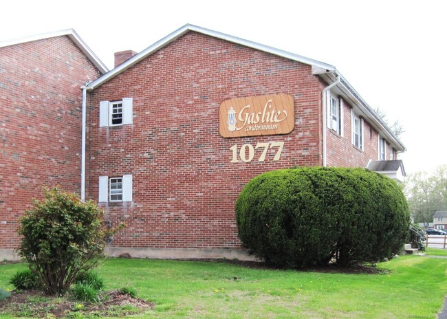Building Photo - 1079 Blue Hills Ave