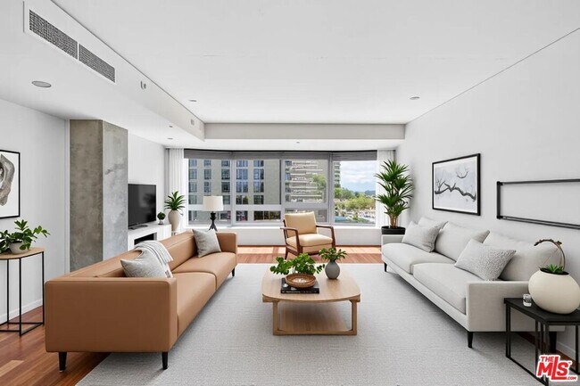 Foto del edificio - 1155 S Grand Ave