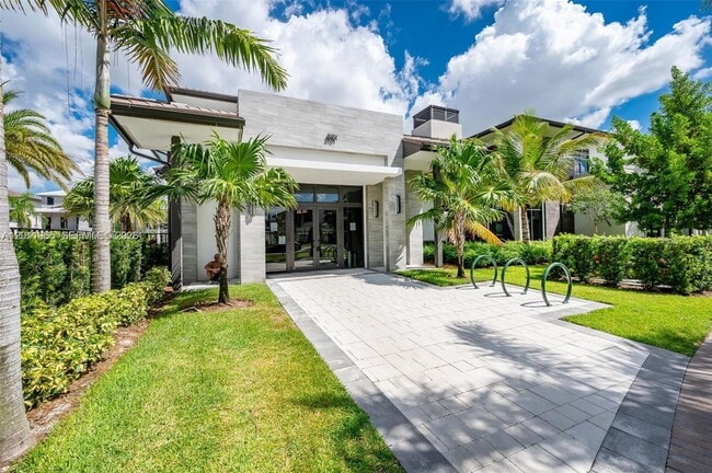 Foto del edificio - 8001 NW 41st St
