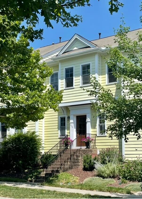 Primary Photo - Stunning townhome in the highly sought-aft...