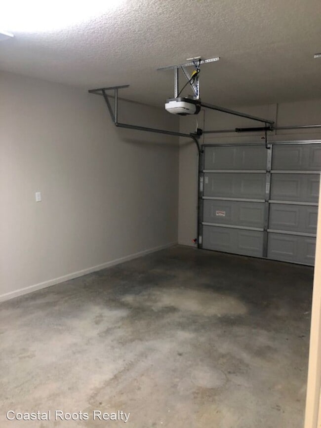 Foto del edificio - 3 br, 2 bath House - 122 Gary Cir L 17A RY...