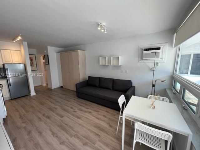 Foto del edificio - 4228 N Ocean Dr