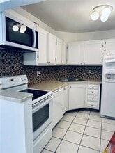 Building Photo - 3105 Oakland Shores Dr