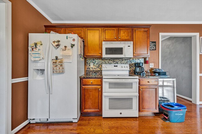 Foto del edificio - 221 Minnie Bell Ln