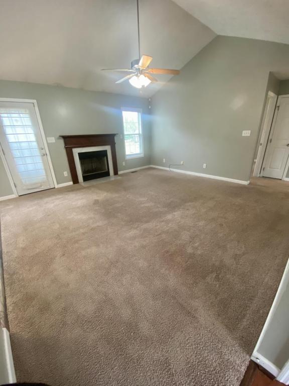 Building Photo - 8229 Foxtrail Dr