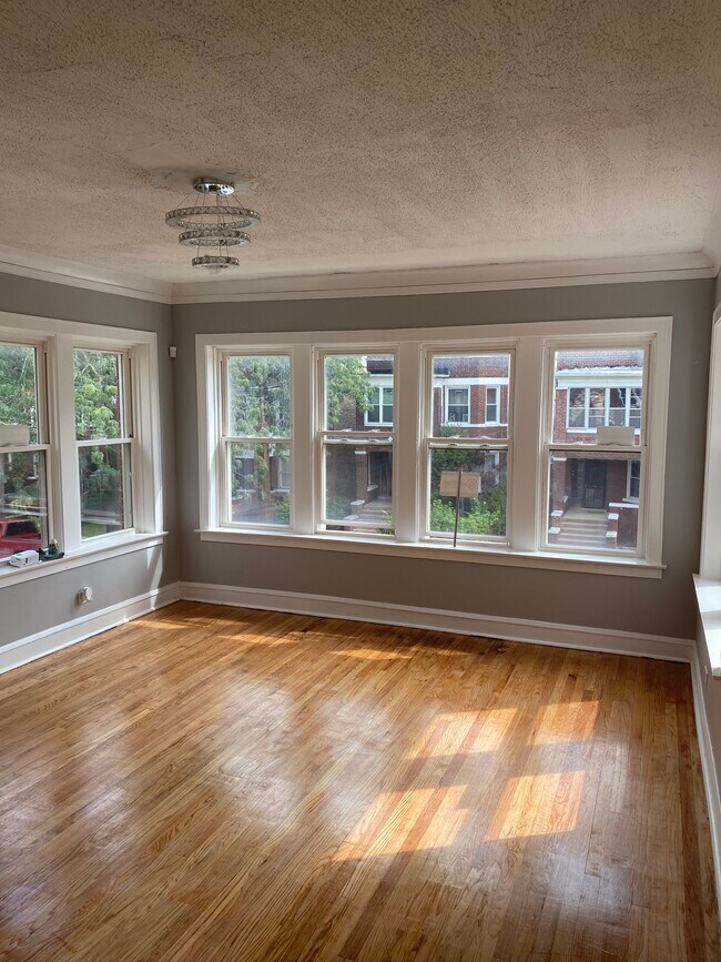 Building Photo - 7544 S Sangamon St