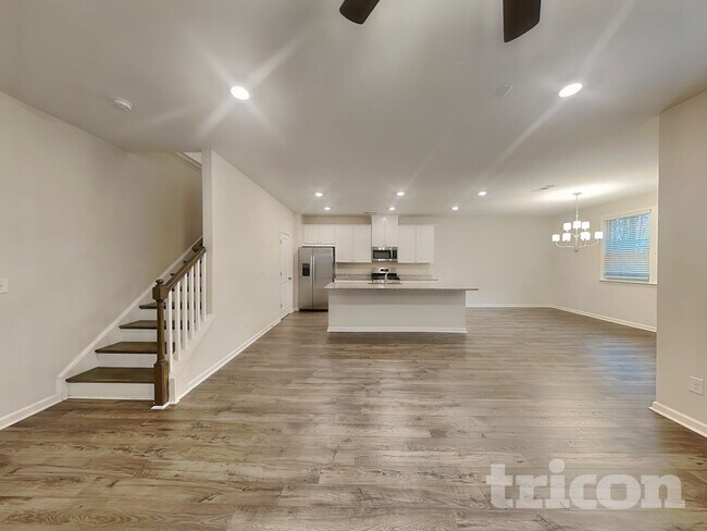 Foto del edificio - 203 Chapelcrest Ln