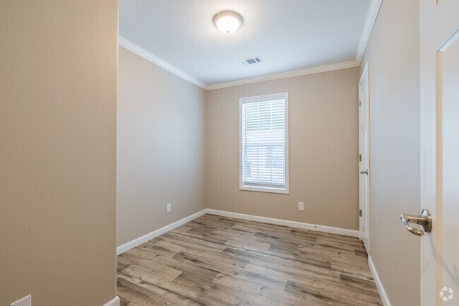 Interior Photo - The Breakers