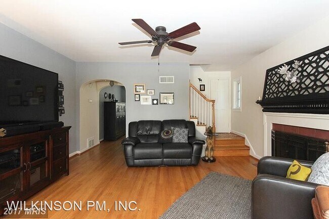 Building Photo - 2 br, 2 bath House - 1102 S. 16th St