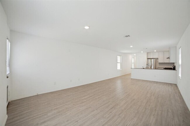 Foto del edificio - 7631 Parish Pl
