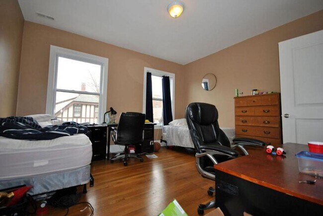 Foto del edificio - 8 St Lukes Rd