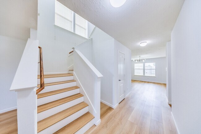 Building Photo - 21415 Sagrantino Ct