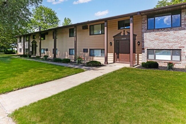 Building Photo - Imperial South