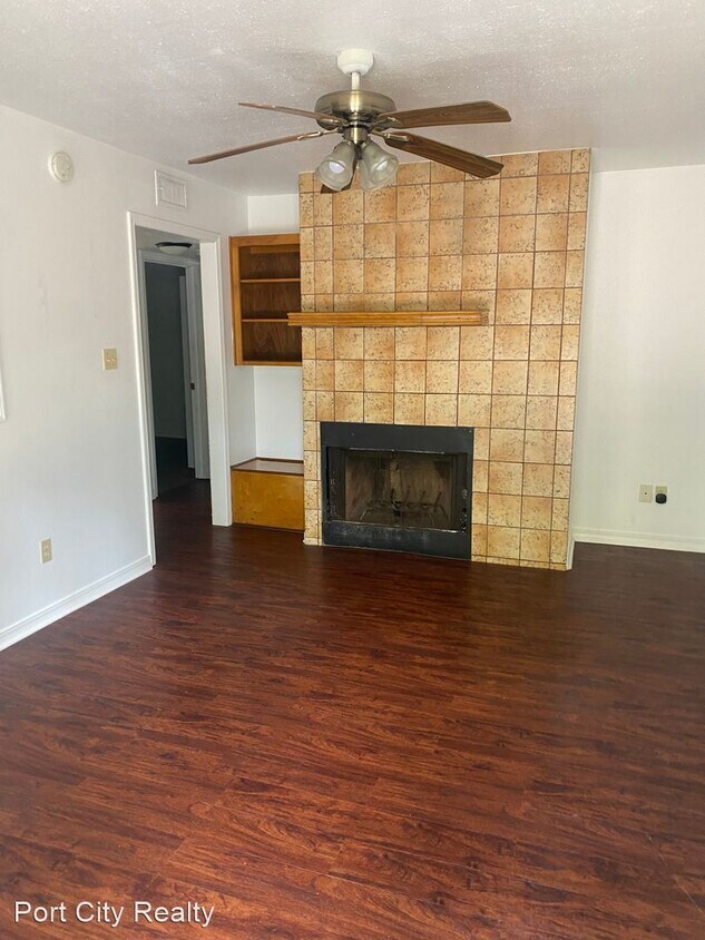 Primary Photo - 2 br, 1 bath House - 6824 Jefferson Paige ...