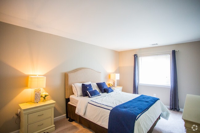 Interior Photo - Crystal Springs