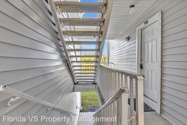 Building Photo - 1 br, 1 bath House - 1229 Bermuda Lake Ln ...