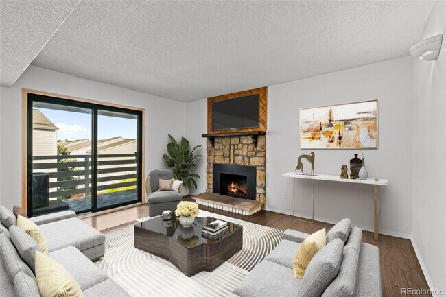 Foto del edificio - Metro Denver Condo with all the amenities