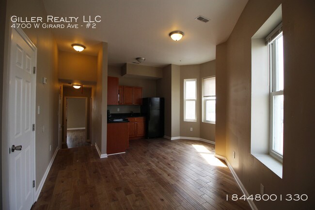 Building Photo - 4700 W Girard Ave