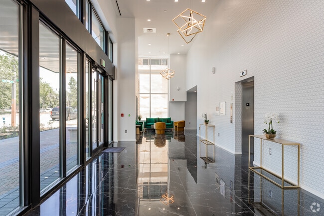 Photo - 9 E. Mount Royal Apartments