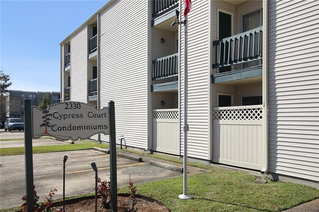 2330 Edenborn Ave, Metairie, LA 70001 Condo for Rent in Metairie, LA