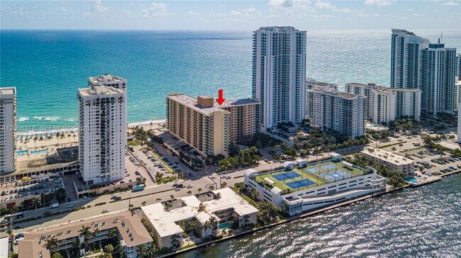 Foto del edificio - 2501 S Ocean Dr