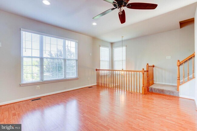 Foto del edificio - 6388 James Harris Way