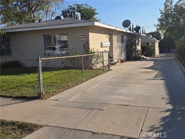 Foto del edificio - 1734 Atchison St