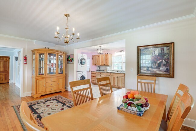 Foto del edificio - 206 Lakeland Dr