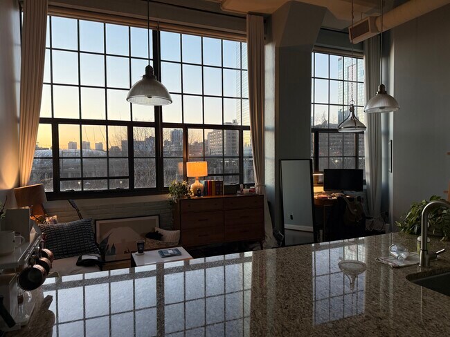 Vista de la ciudad universitaria y el río Schuylkill - 2429 Locust St